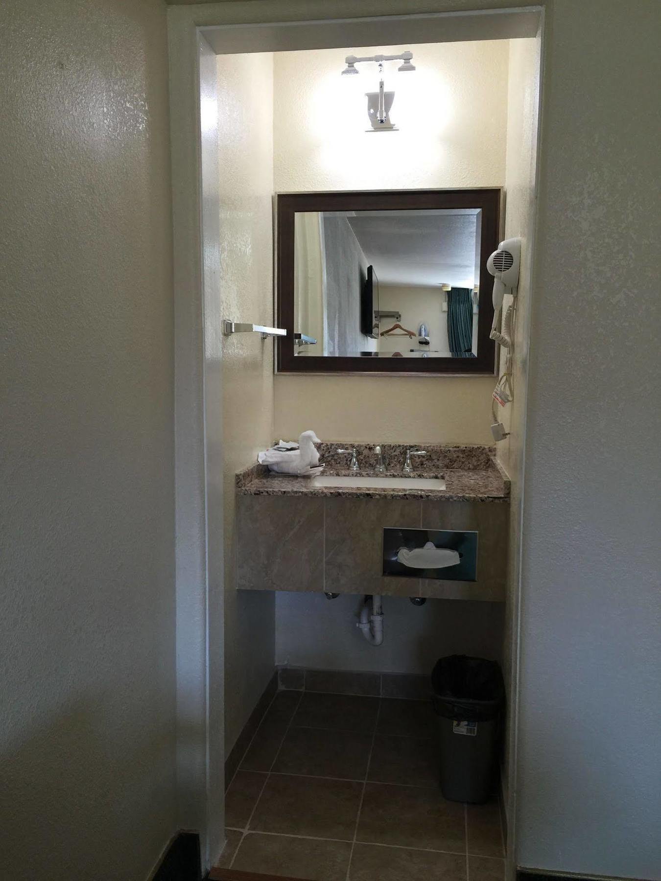 Stay Express Inn エルコ エクステリア 写真